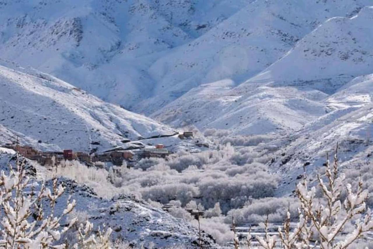 Gite Dar Tanzoughte Imlil  Buitenkant foto
